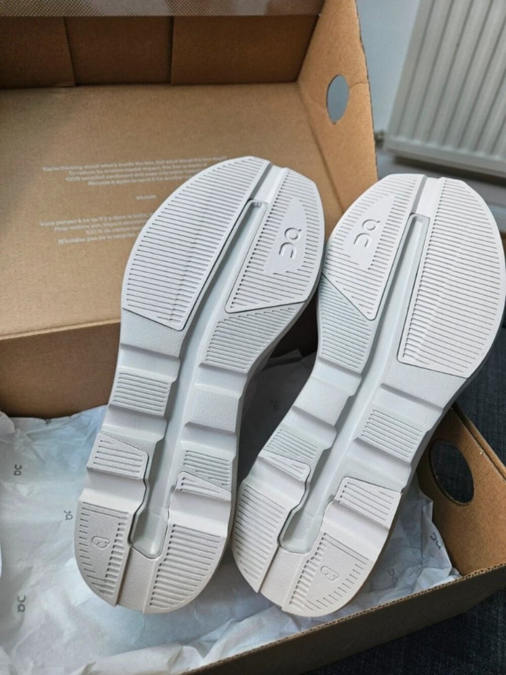On Cloud Cloudzone Pearl Truffle Women's US 7.5 / EU 38.5 - Picture 4 of 6